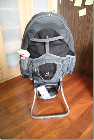 Deuter 36527 Kid Comfort III  后面