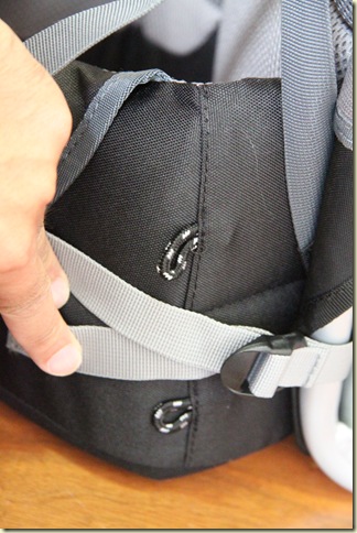 Deuter 36527 Kid Comfort III 雨披固定扣